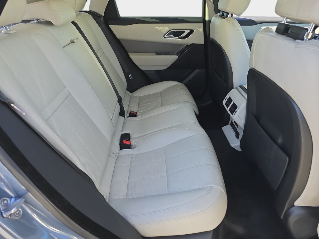 Used 2022 Land Rover Range Rover Velar S AWD/4WD image 13