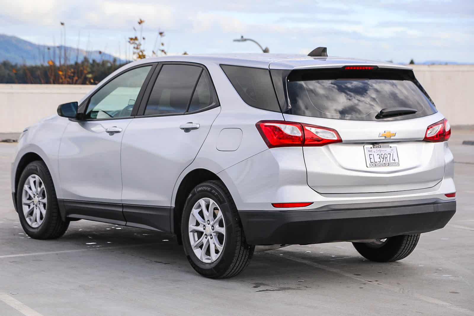 Used 2021 Chevrolet Equinox LS image 7