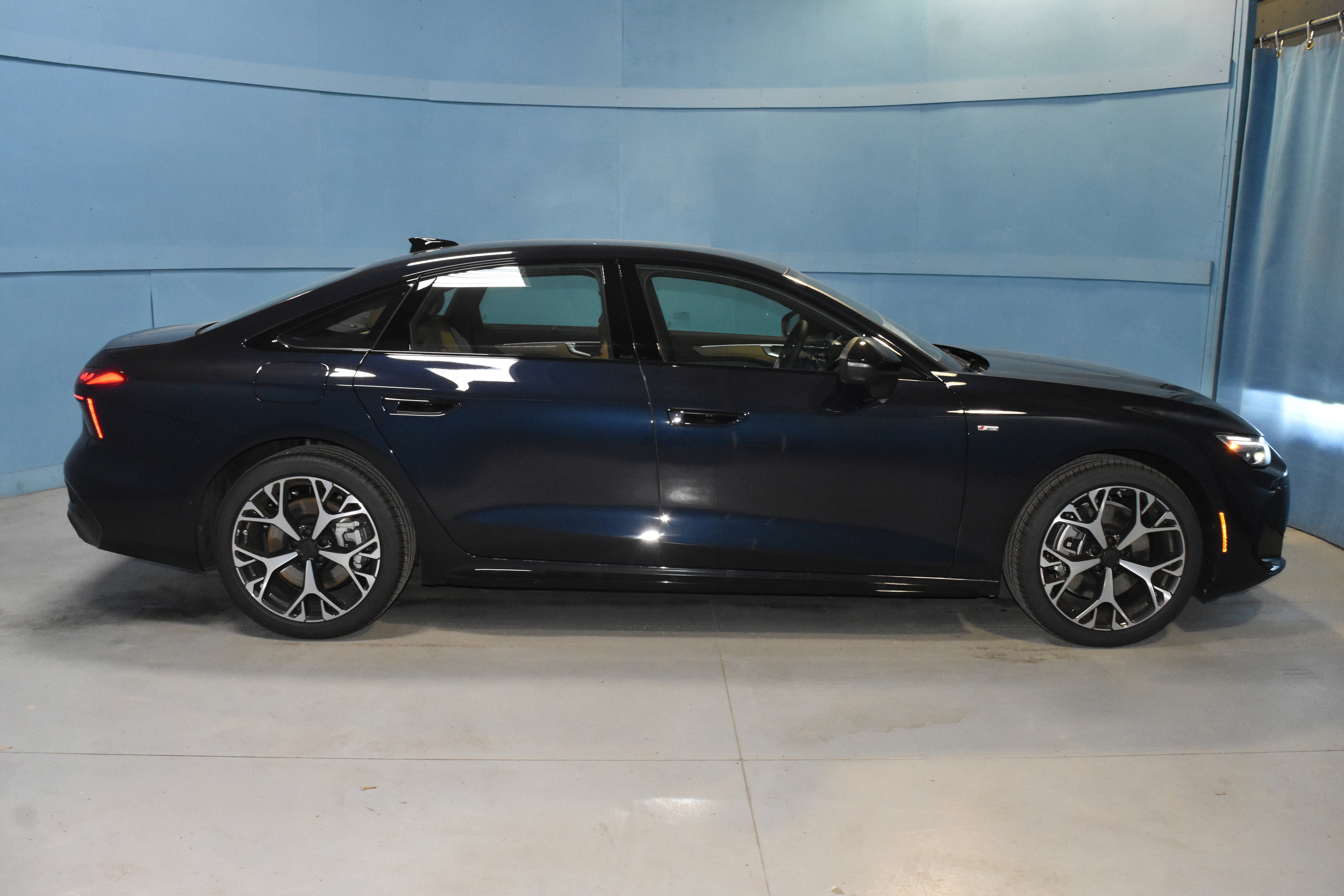 New 2026 Audi A6 Premium Plus image 18