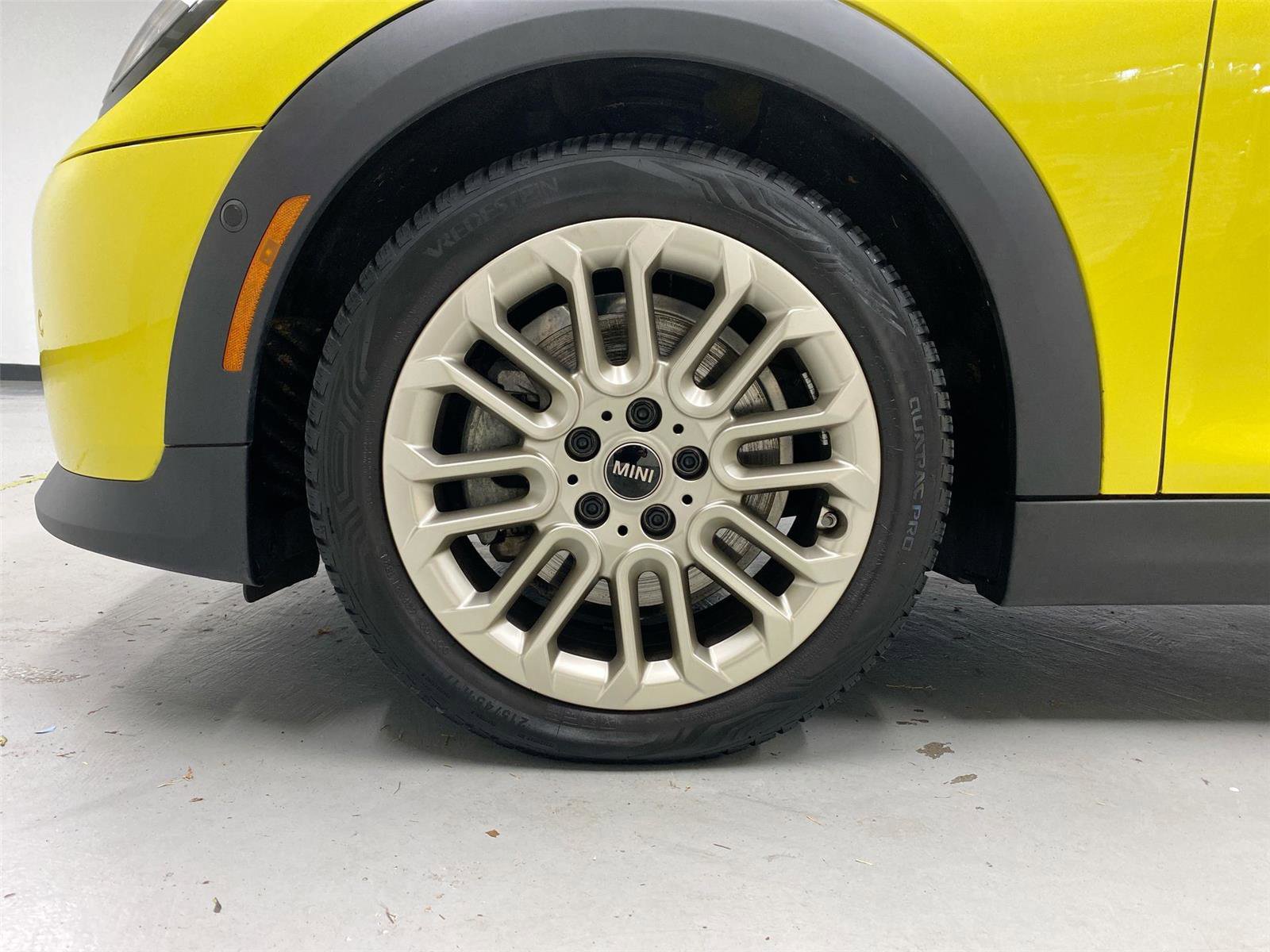 Certified 2025 MINI Cooper S image 23