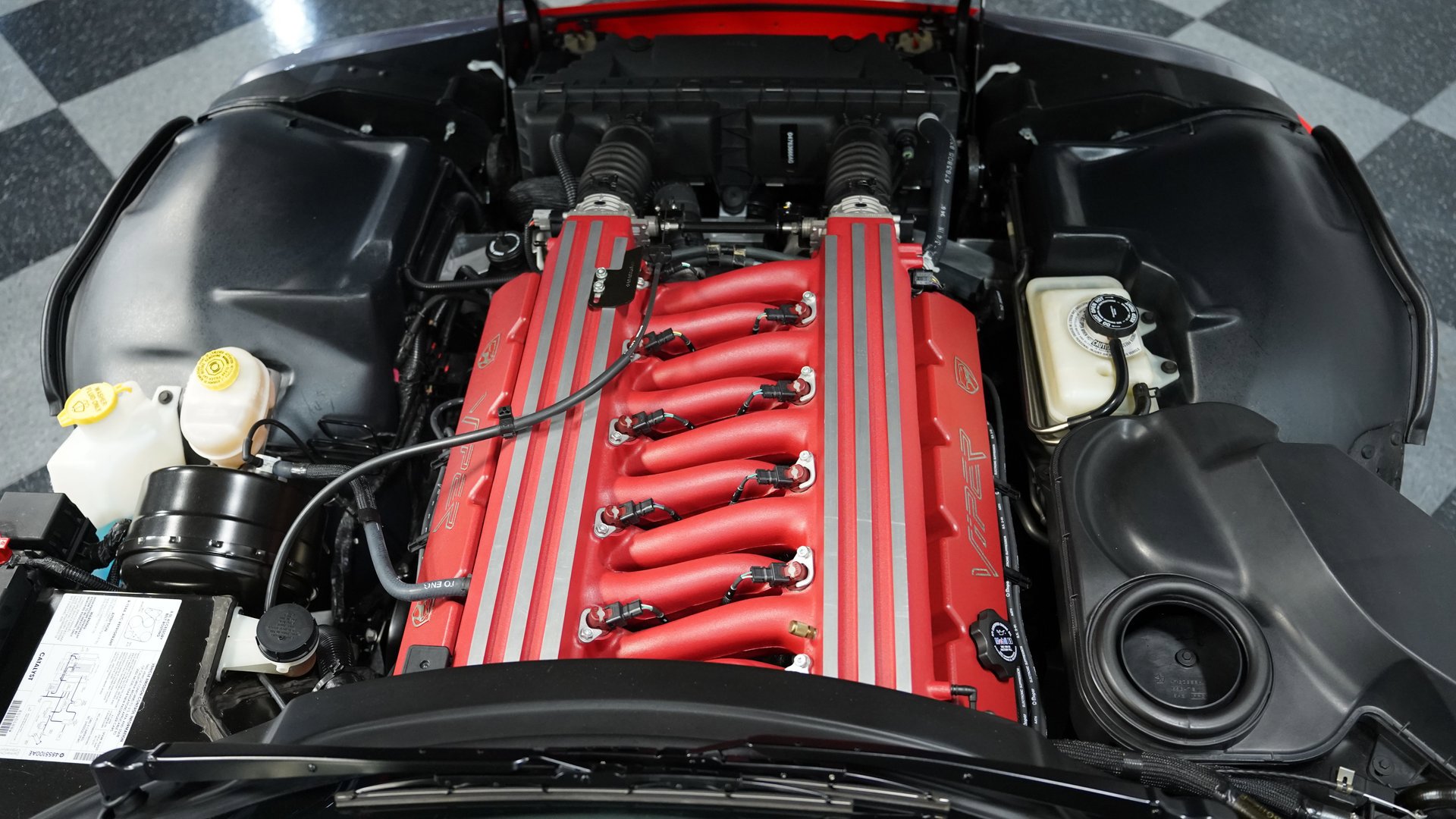 Used 2001 Dodge Viper GTS image 3