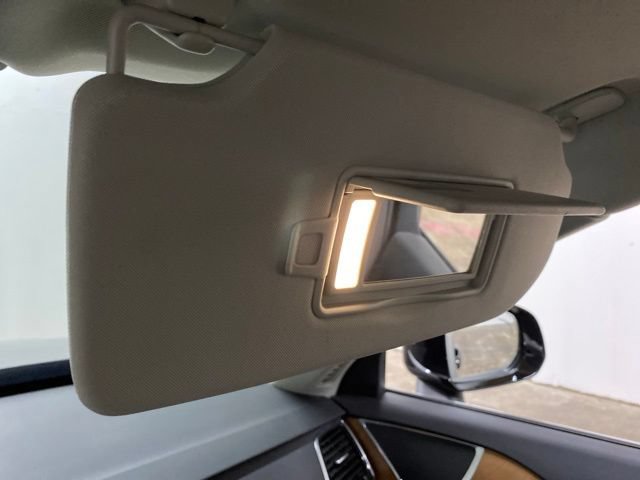 Used 2024 Volvo XC90 T8 Plus w/ Protection Package Premier AWD/4WD image 62