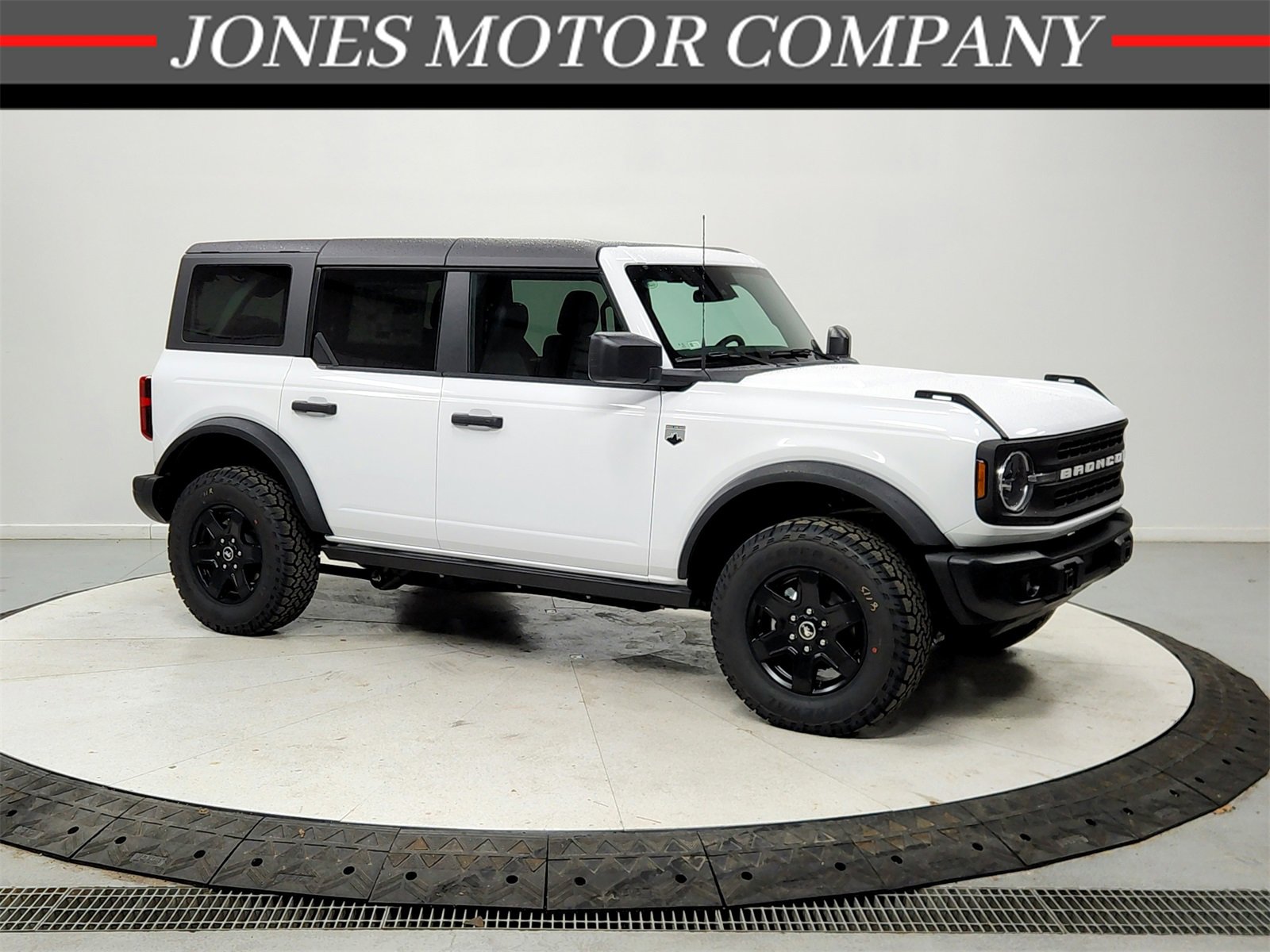 New 2025 Ford Bronco Big Bend w/ Black Diamond Package