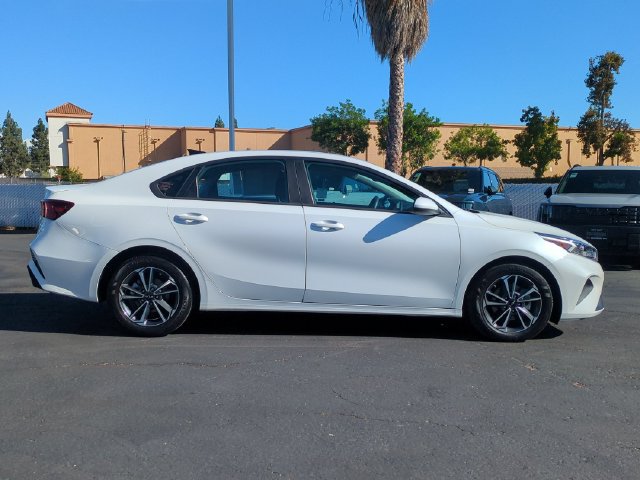 Certified 2023 Kia Forte LXS FWD image 2