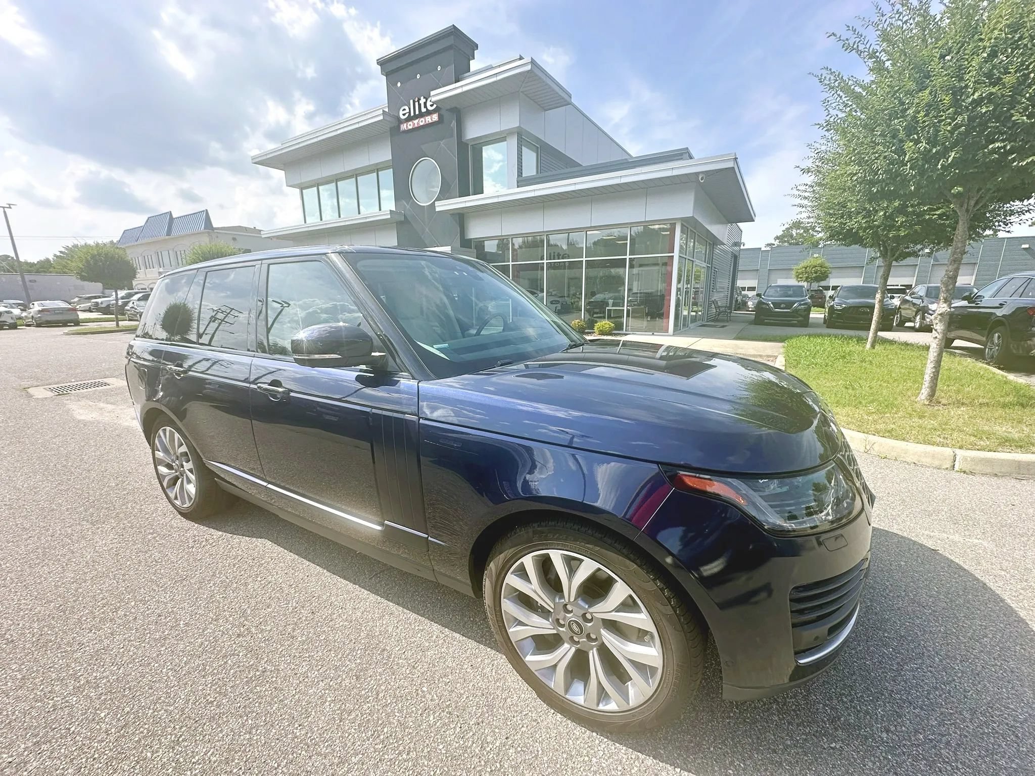 Used 2018 Land Rover Range Rover HSE
