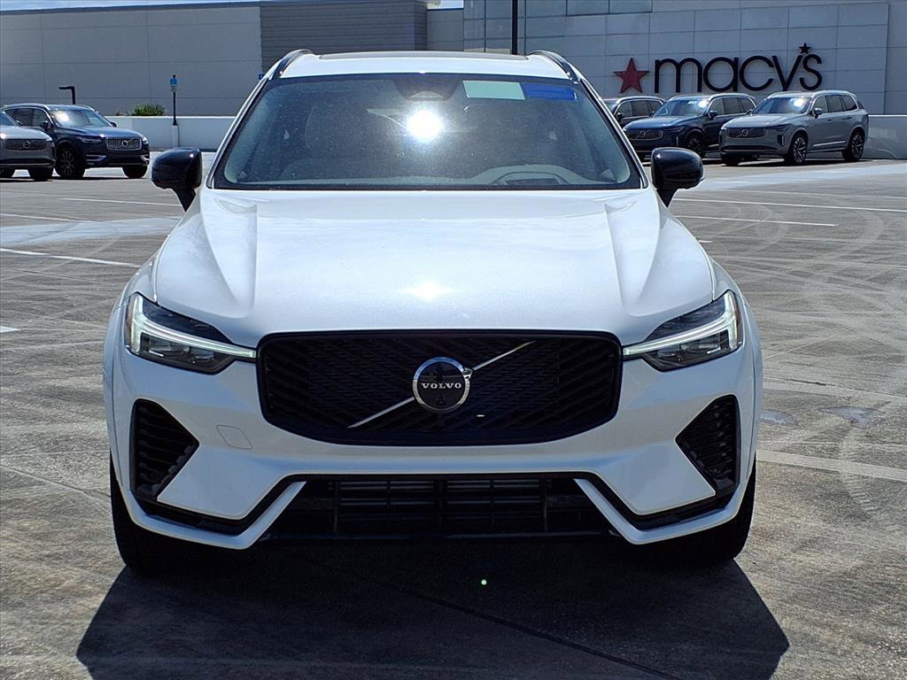 New 2026 Volvo XC60 T8 Ultra w/ Protection Package Premier image 2