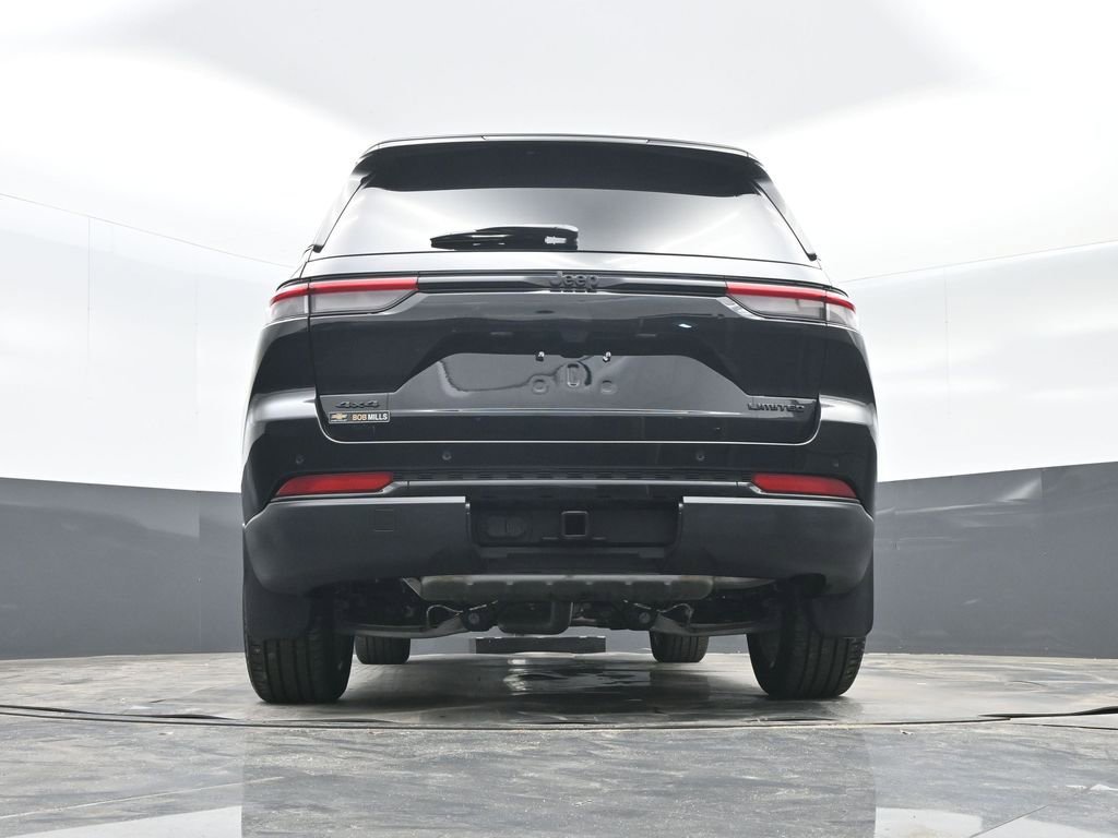 Used 2025 Jeep Grand Cherokee Limited w/ Black Appearance Package image 37