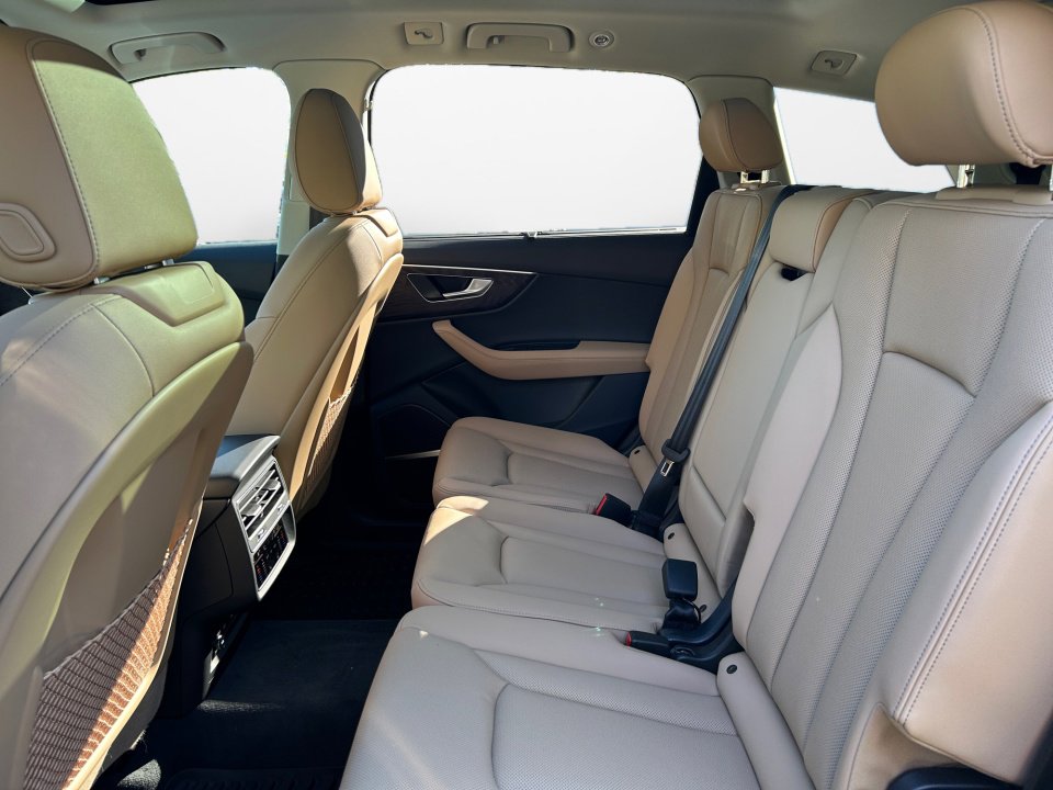New 2026 Audi Q7 3.0T Premium Plus image 13