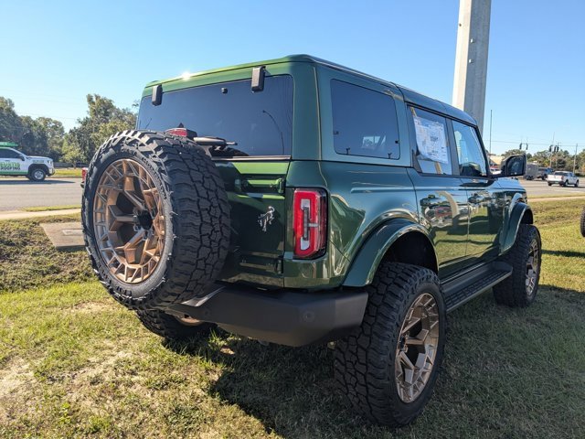 New 2025 Ford Bronco Outer Banks image 4