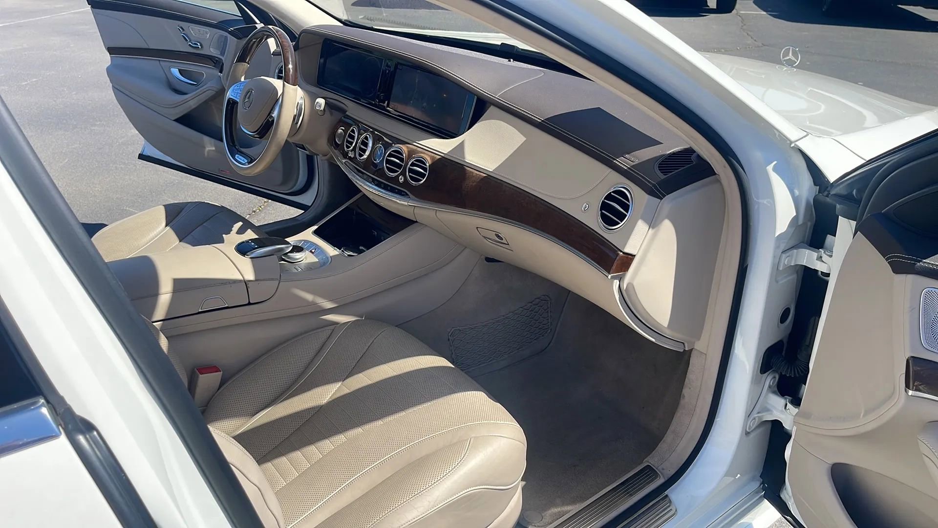 Used 2016 Mercedes-Benz S 550 4MATIC Sedan image 36