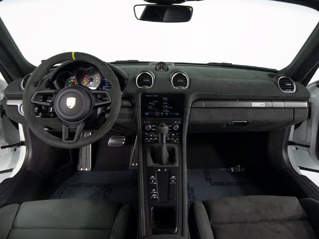 Certified 2025 Porsche 718 Cayman GT4 RS RWD image 36