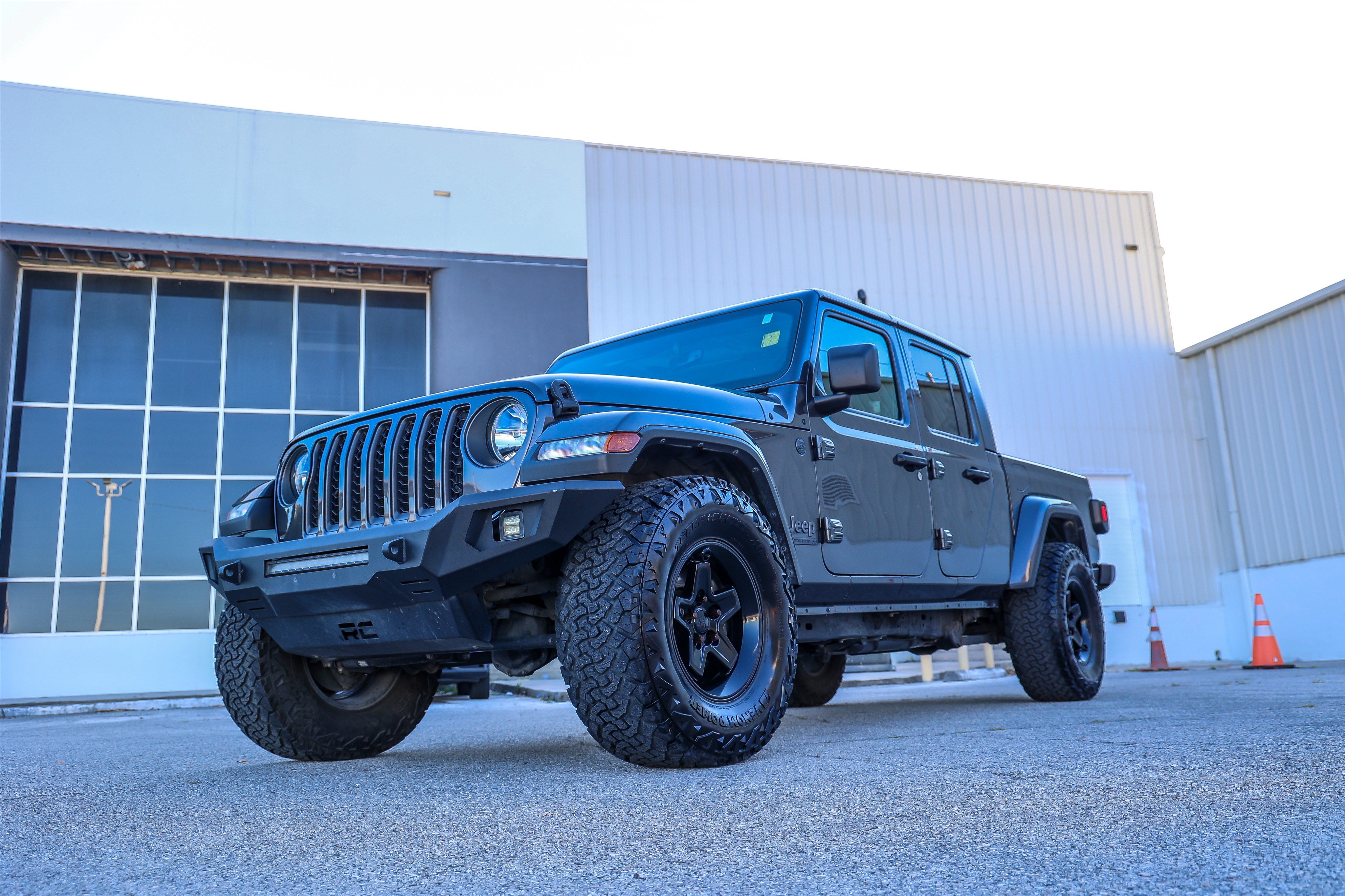 Used 2021 Jeep Gladiator Sport w/ Quick Order Package 26Q 80th AWD/4WD image 3