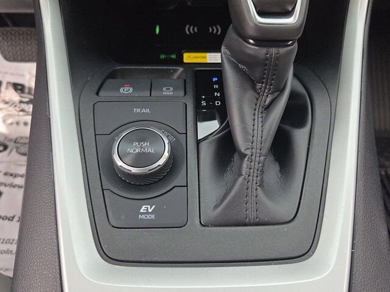 Used 2024 Toyota RAV4 XLE Premium w/ Weather Package AWD/4WD image 21