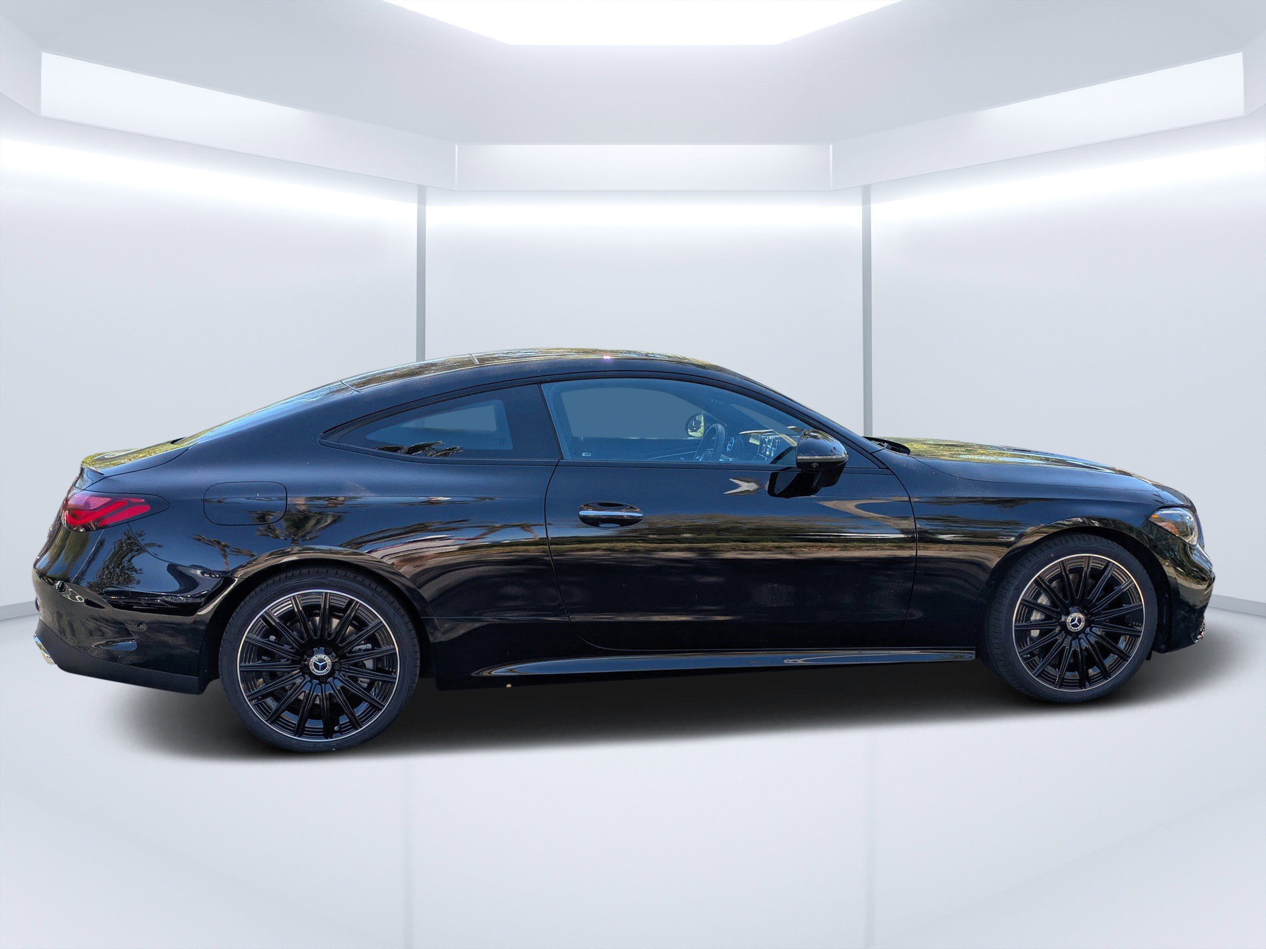 New 2026 Mercedes-Benz CLE 450 4MATIC Coupe image 5