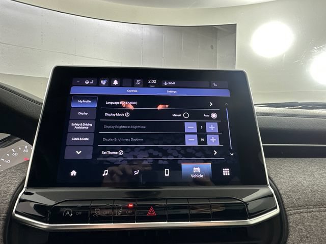 Used 2023 Jeep Compass Latitude AWD/4WD image 15