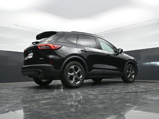Used 2025 Ford Escape ST-Line Select AWD/4WD image 52
