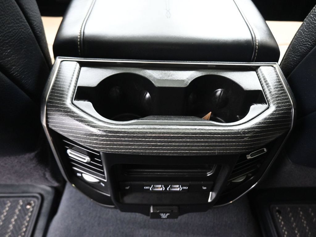 Used 2023 RAM 2500 Limited AWD/4WD image 47