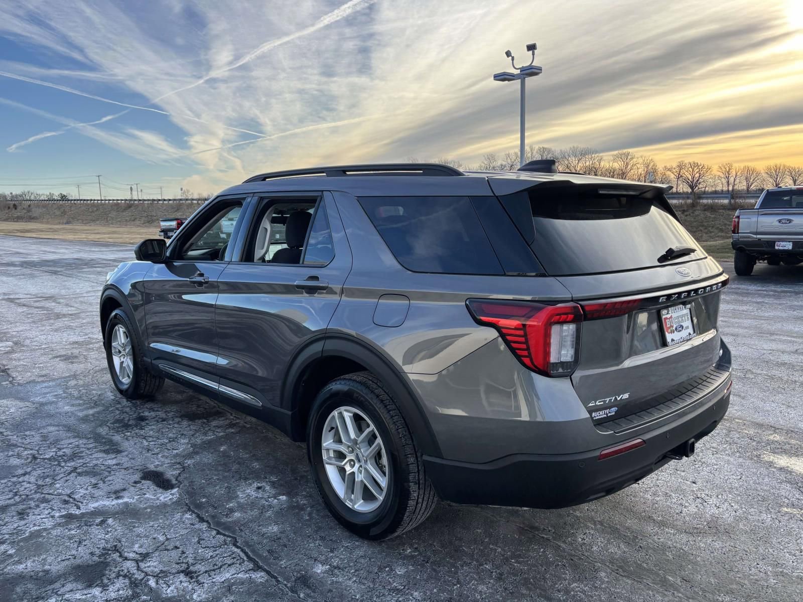 Used 2025 Ford Explorer Active image 7