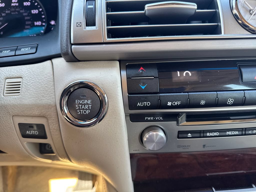Used 2014 Lexus LS 460 w/ Comfort Package RWD image 41