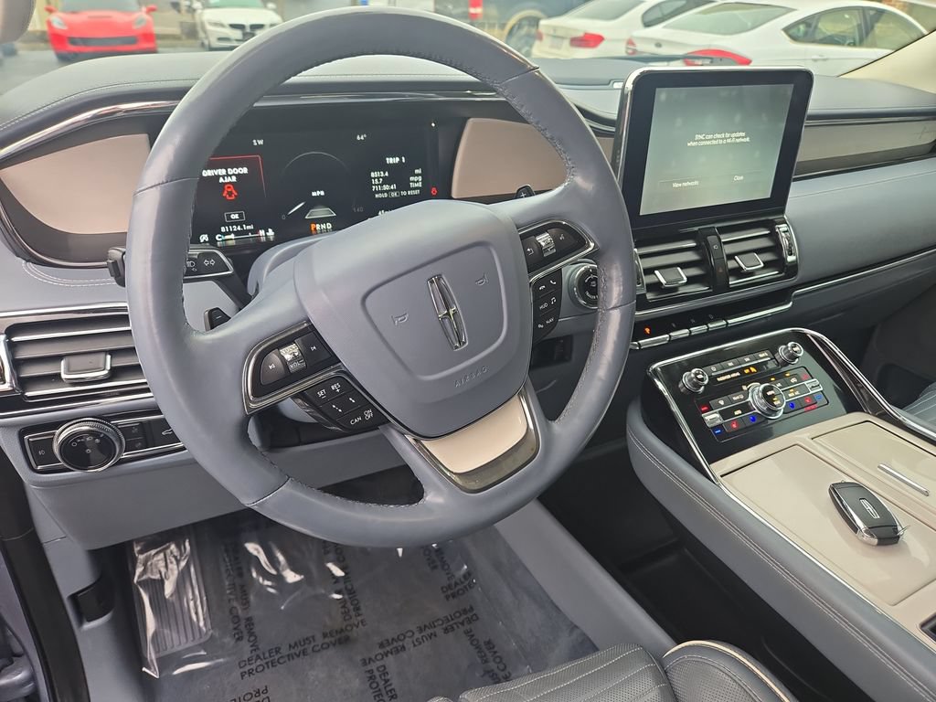 Used 2019 Lincoln Navigator Black Label AWD/4WD image 14