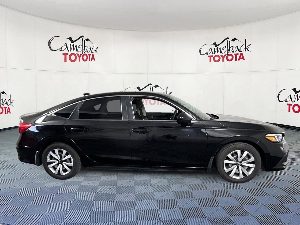Used 2022 Honda Civic LX image 9