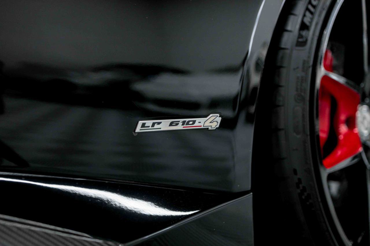 Used 2015 Lamborghini Huracan LP 610-4 image 32