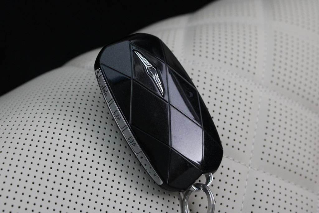 Used 2025 Genesis GV80 3.5T Prestige image 32