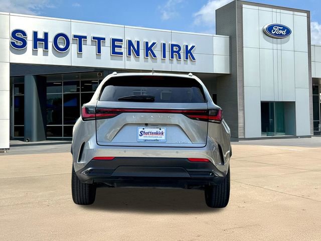 Used 2025 Lexus NX 250 FWD w/ Towing Package (2000 Lbs) image 7