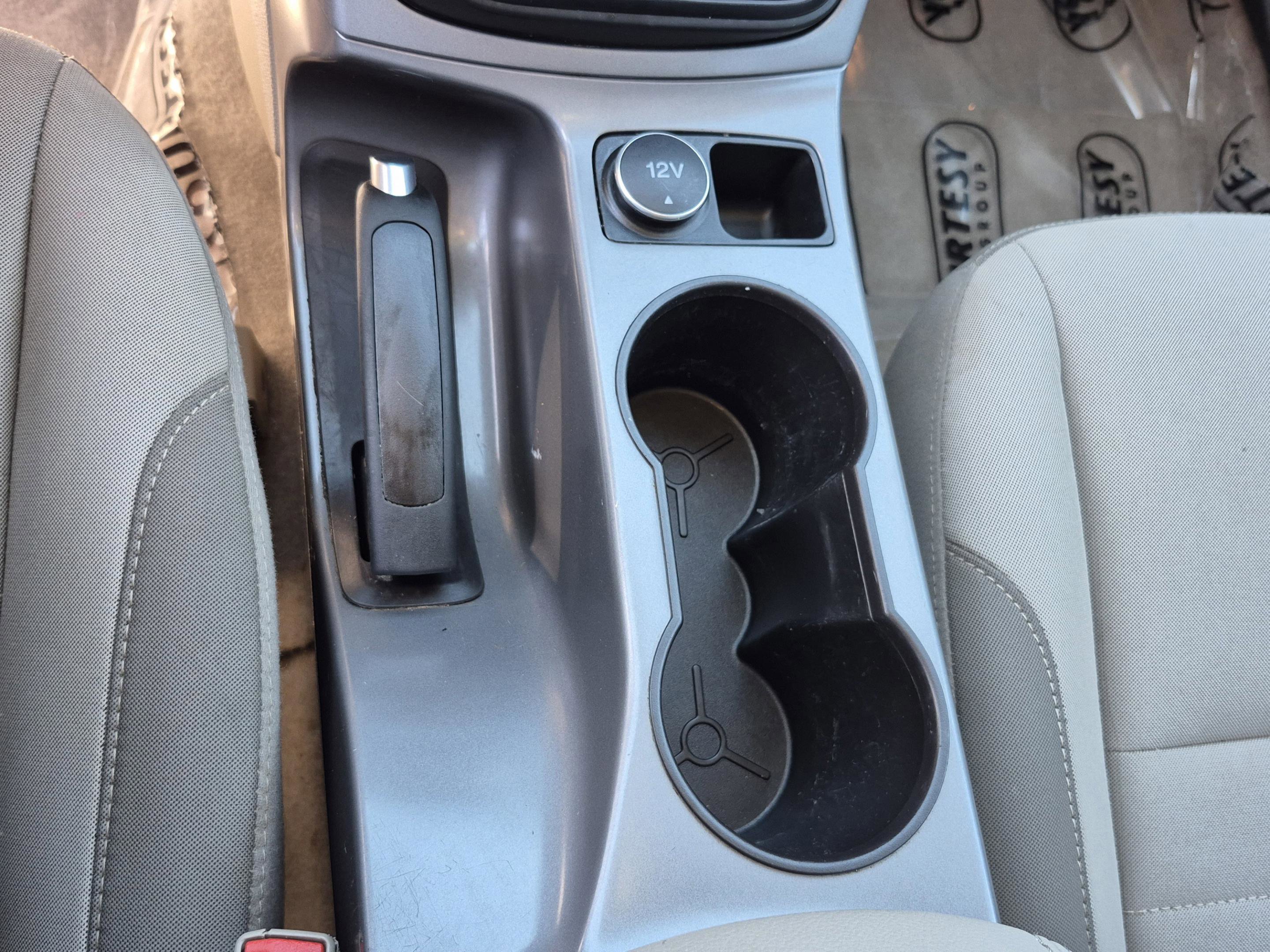 Used 2015 Ford Escape SE FWD image 25