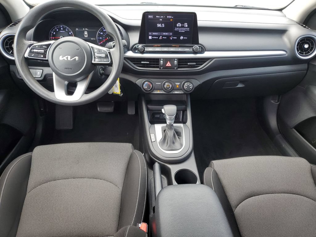 Certified 2023 Kia Forte LXS w/ LXS Technology Package FWD image 11