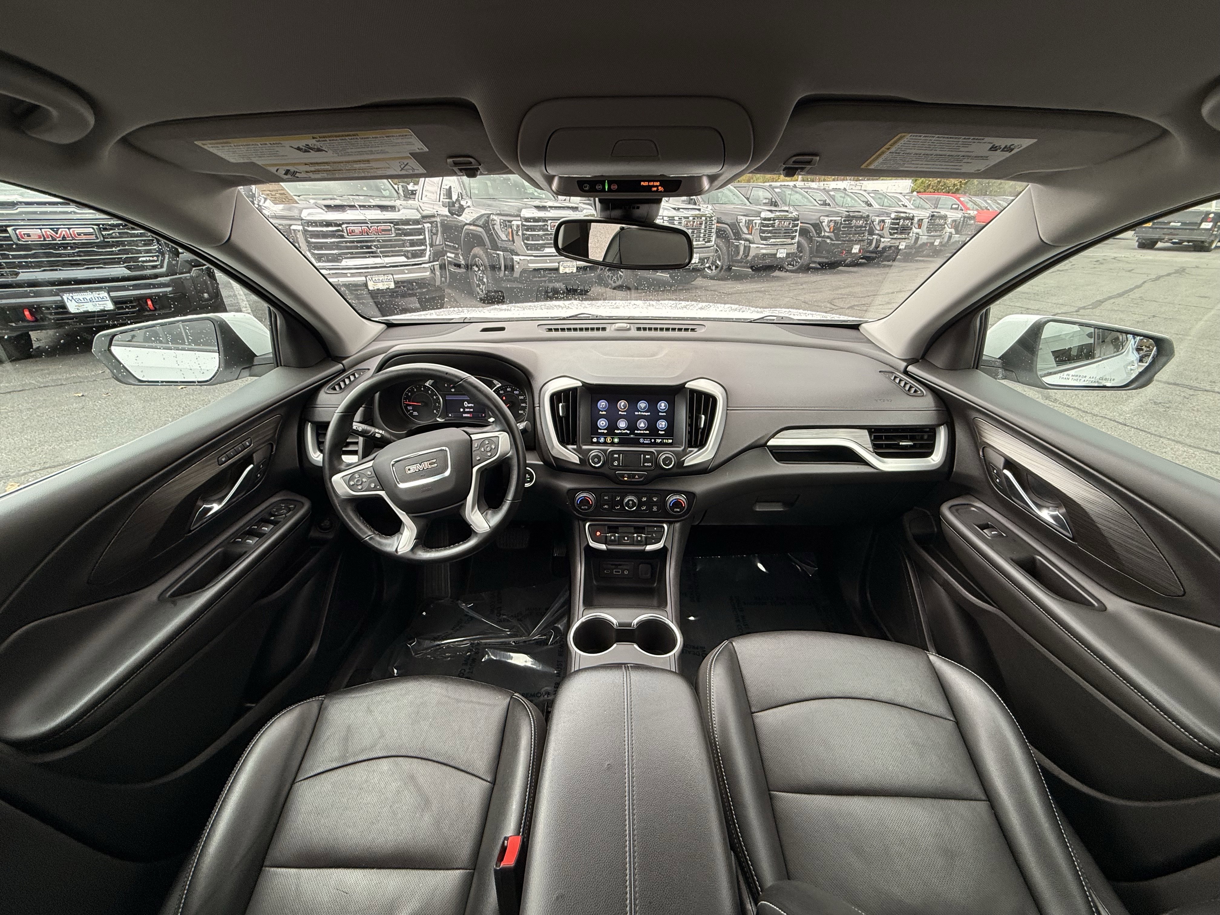 Certified 2023 GMC Terrain SLT image 9