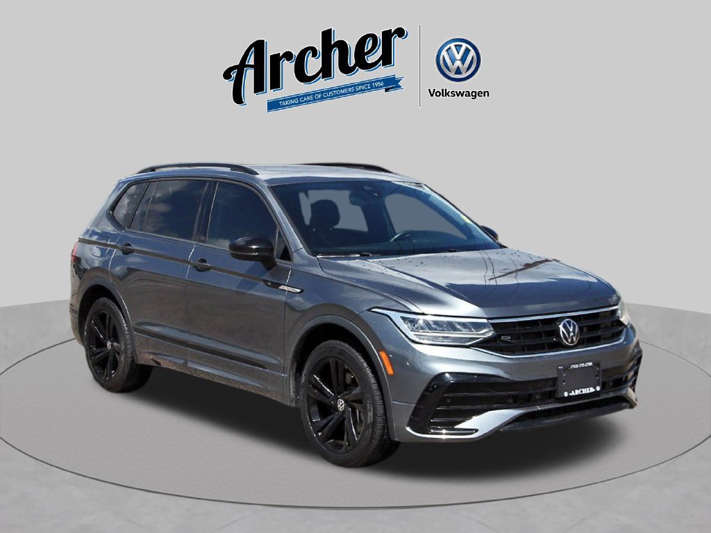 Used 2023 Volkswagen Tiguan SE R-Line FWD image 10