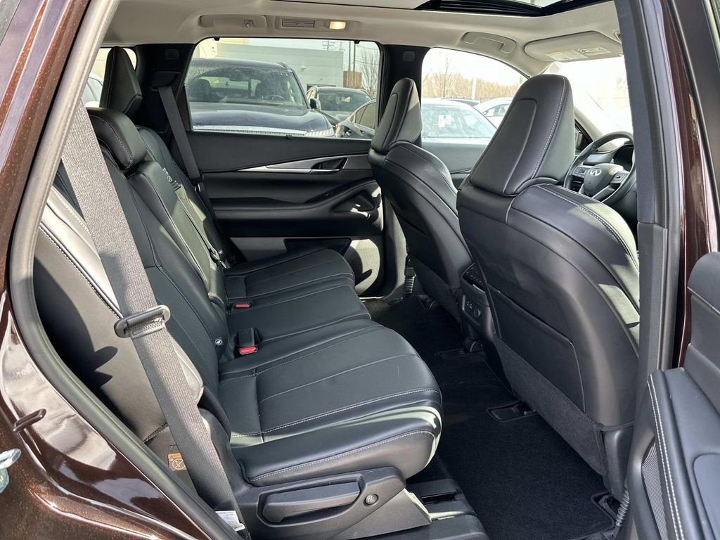 Certified 2022 INFINITI QX60 Luxe w/ Cargo Package image 34