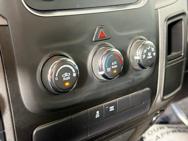 Used 2019 RAM 1500 Express w/ Express Value Package AWD/4WD image 15