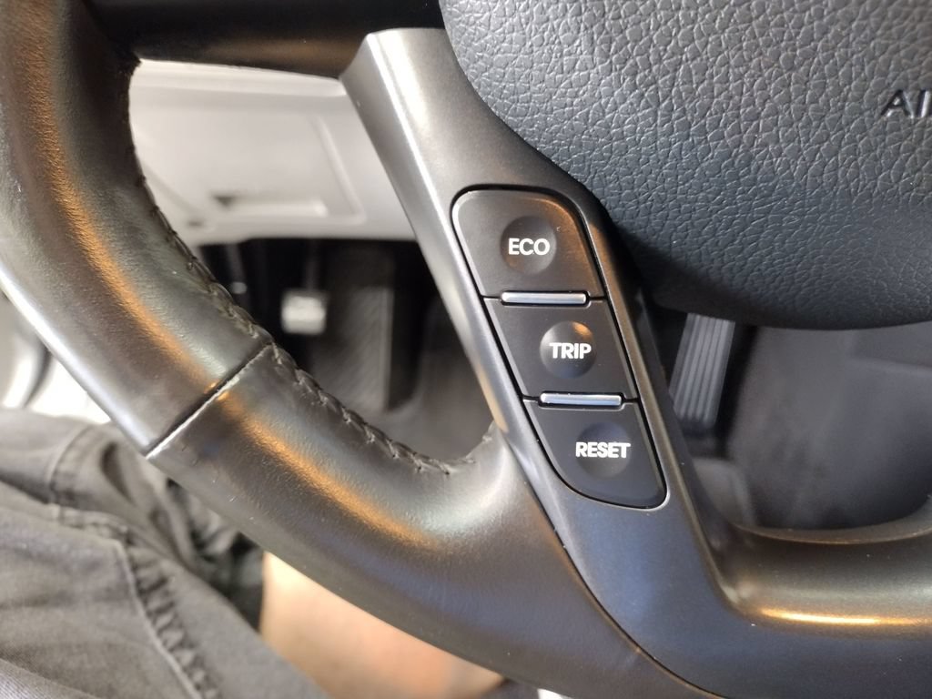 Used 2012 Kia Optima EX FWD image 25