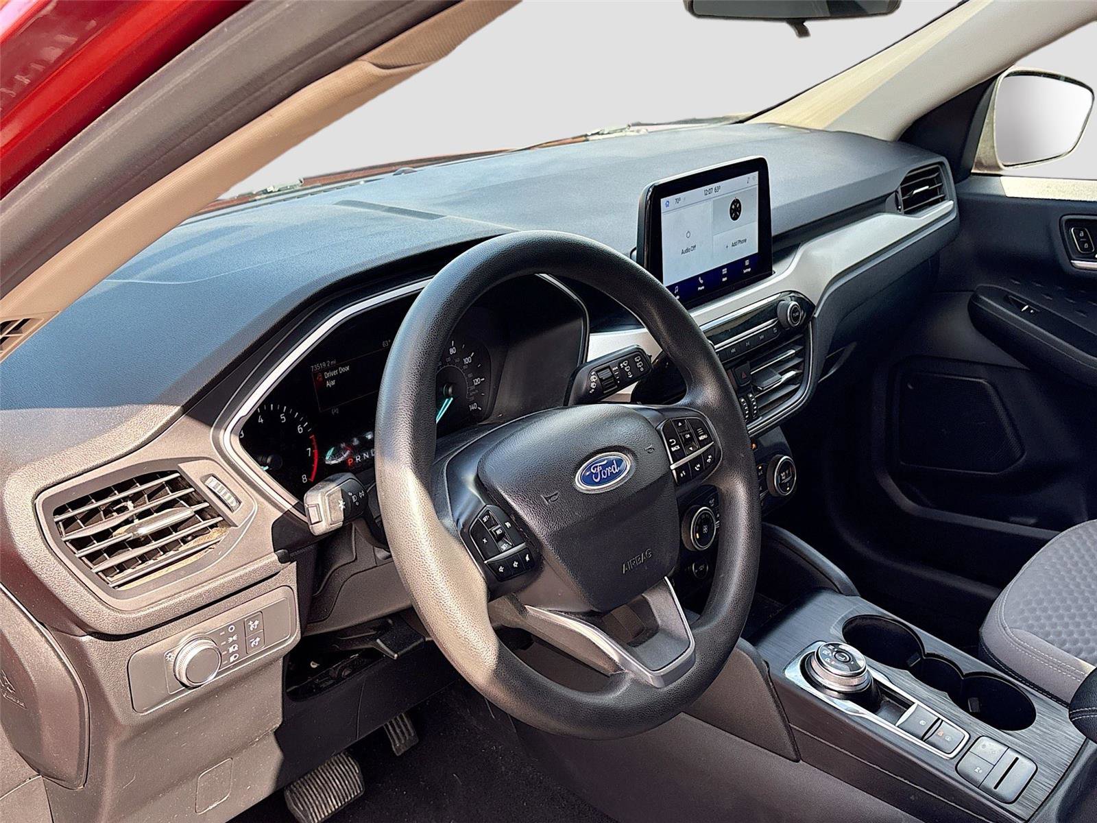 Used 2020 Ford Escape SE image 9