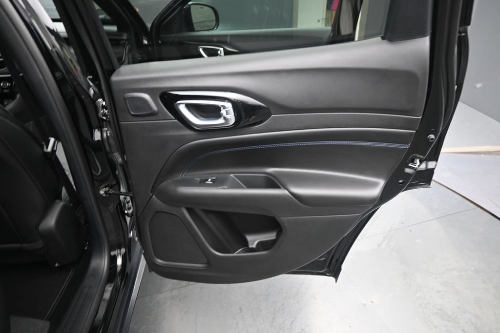 New 2026 Jeep Compass Limited w/ Sun, Sound & Navigation Group AWD/4WD image 14