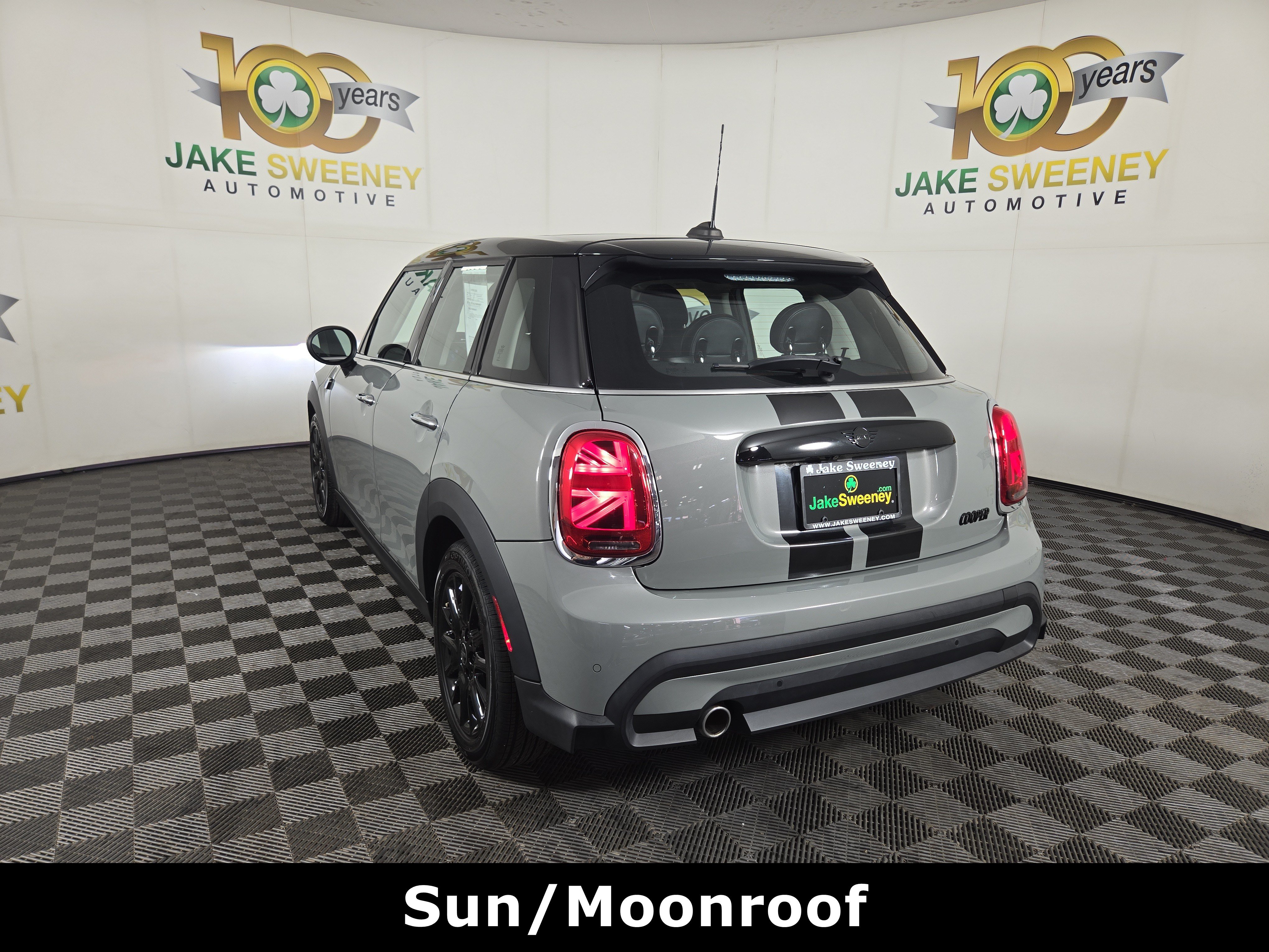 Used 2023 MINI Cooper 4-Door Hardtop FWD image 6