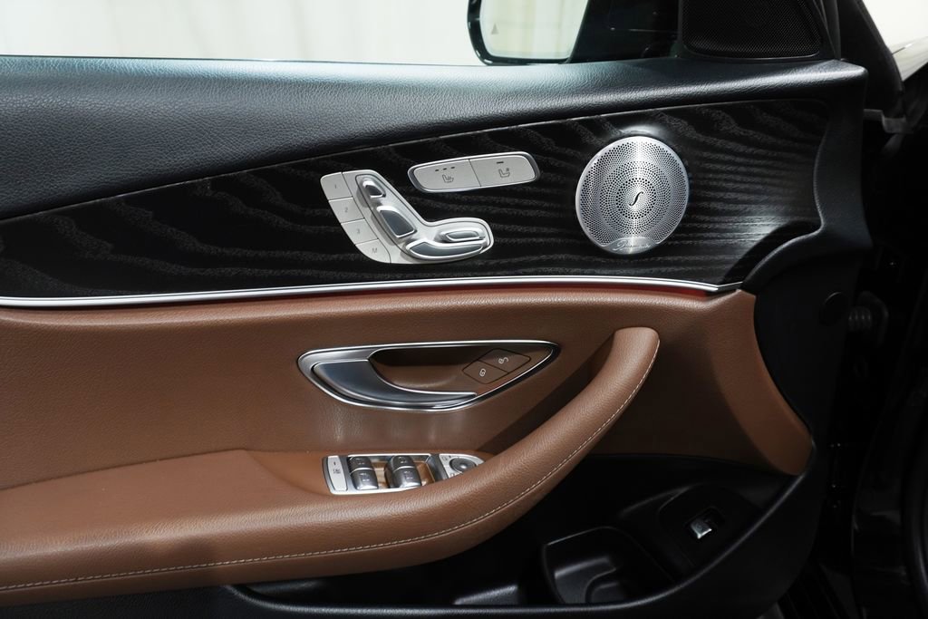 Used 2020 Mercedes-Benz E 350 4MATIC Sedan image 14