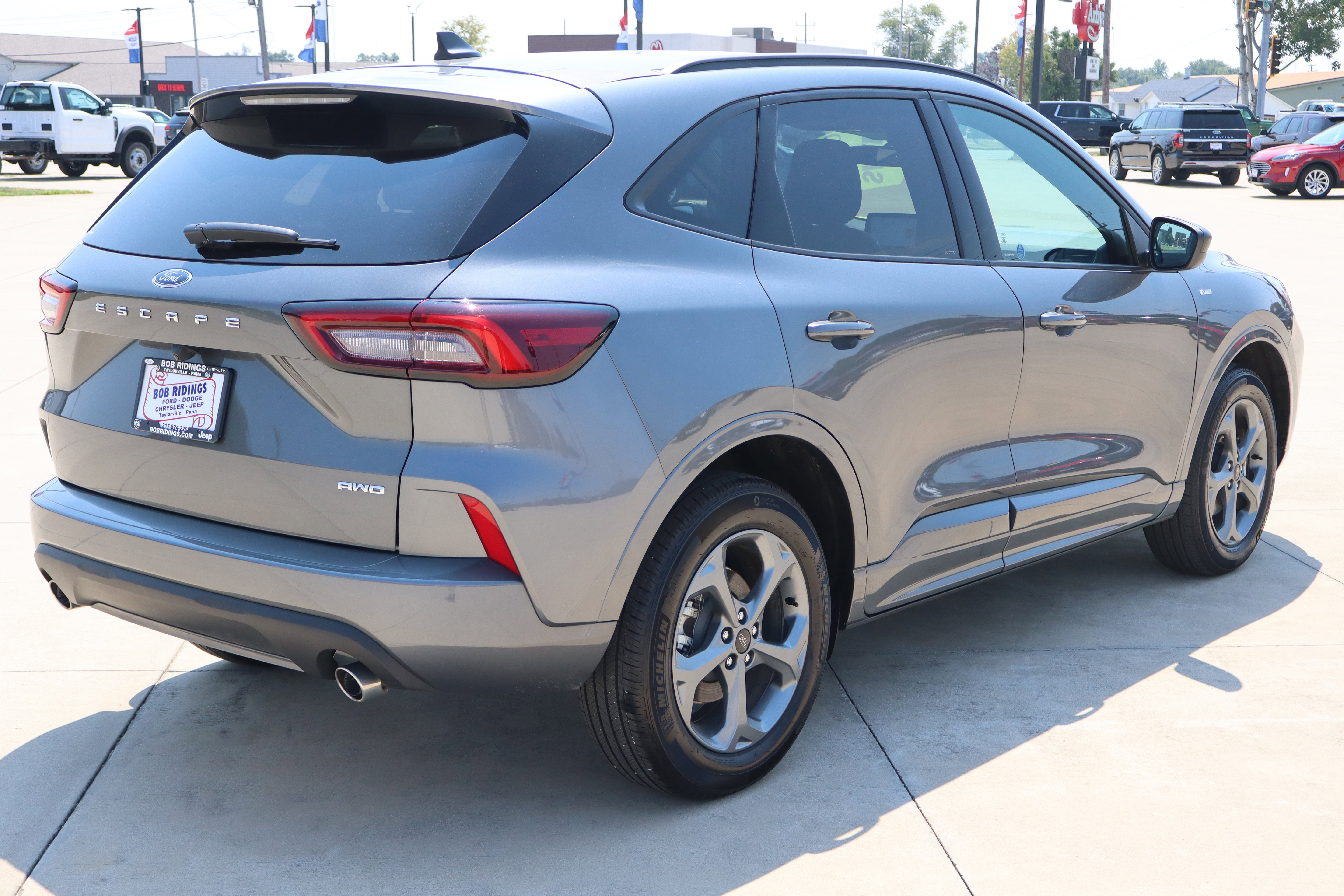 Used 2023 Ford Escape ST-Line AWD/4WD image 6