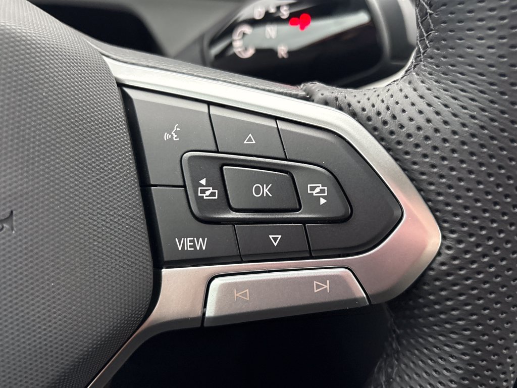 New 2026 Volkswagen Tiguan SE R-Line AWD/4WD image 25