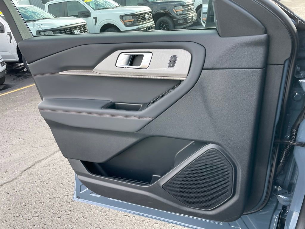 New 2026 Ford Explorer Active image 54