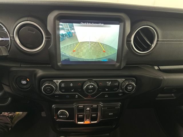 Used 2022 Jeep Wrangler Unlimited Sahara w/ Cold Weather Group image 22