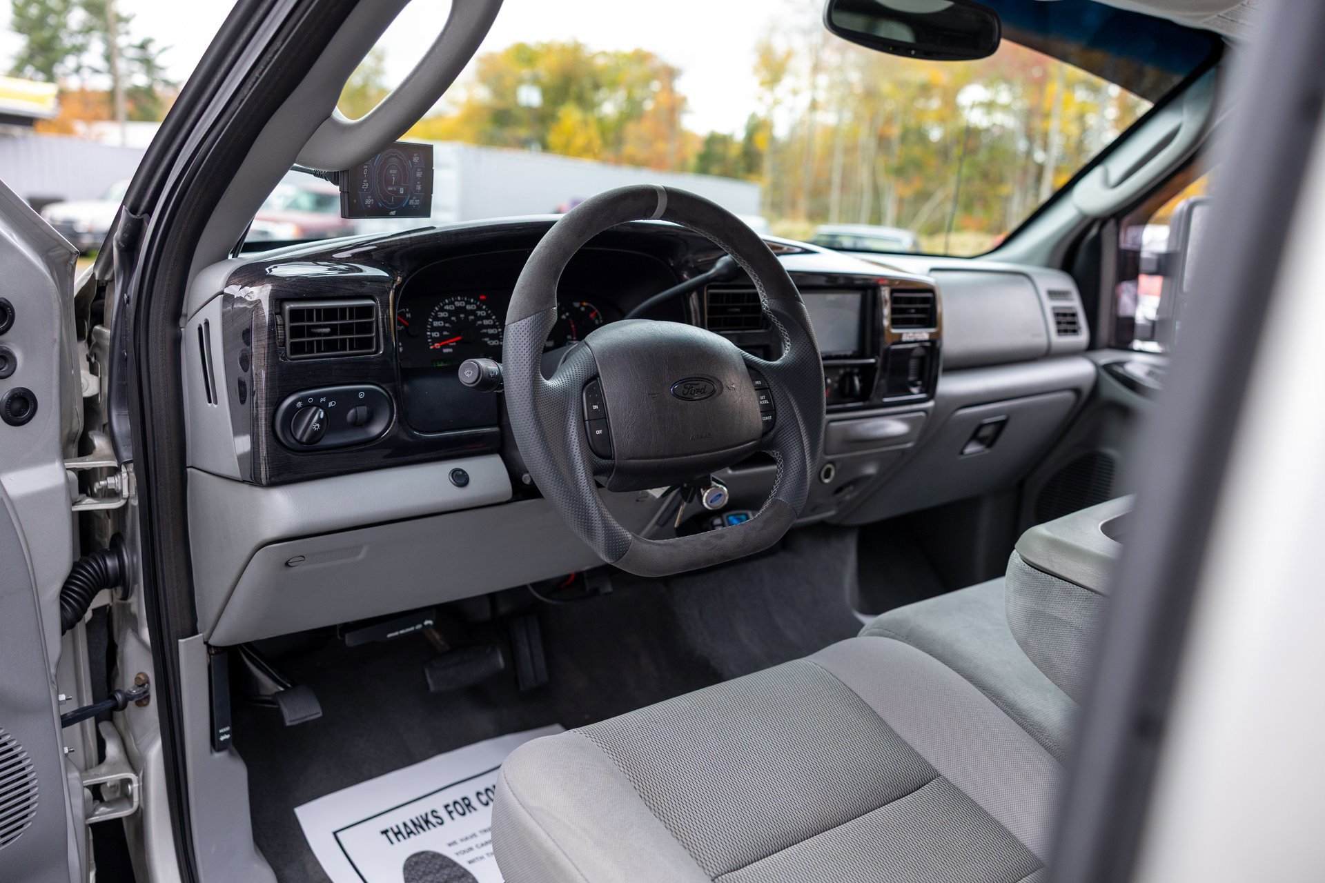 Used 2005 Ford Excursion XLS image 33