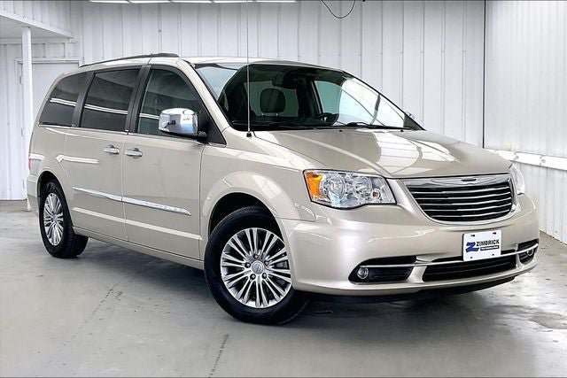 Used 2014 Chrysler Town & Country Touring-L w/ Trailer Tow Group