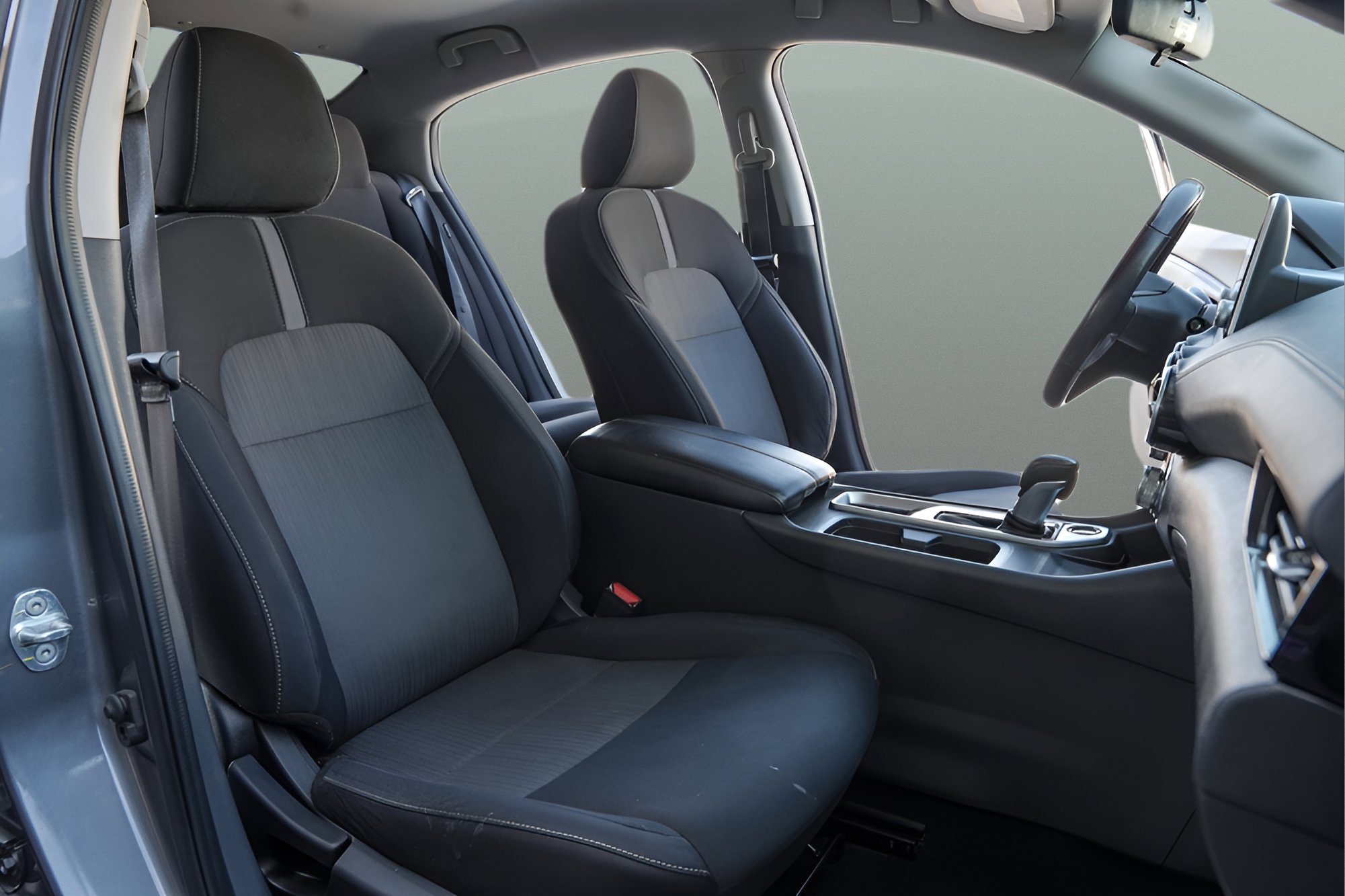 Used 2021 Nissan Sentra SV FWD image 13