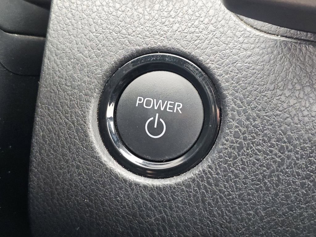 Used 2025 Toyota Camry XSE FWD image 17