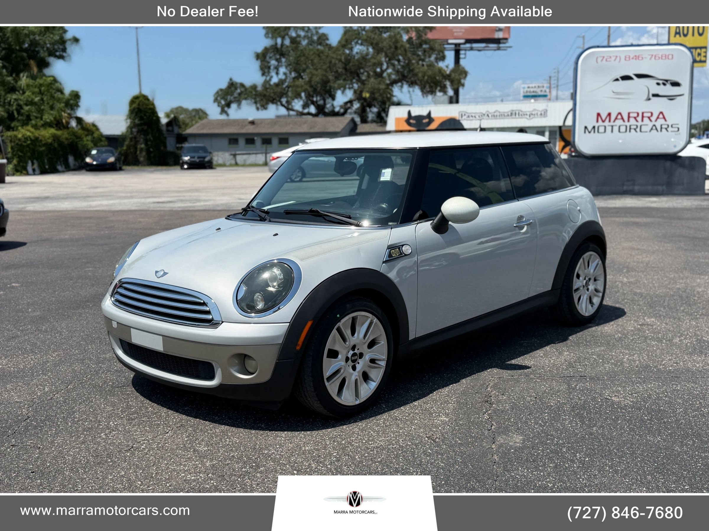 Used 2010 MINI Cooper Hardtop FWD image 1