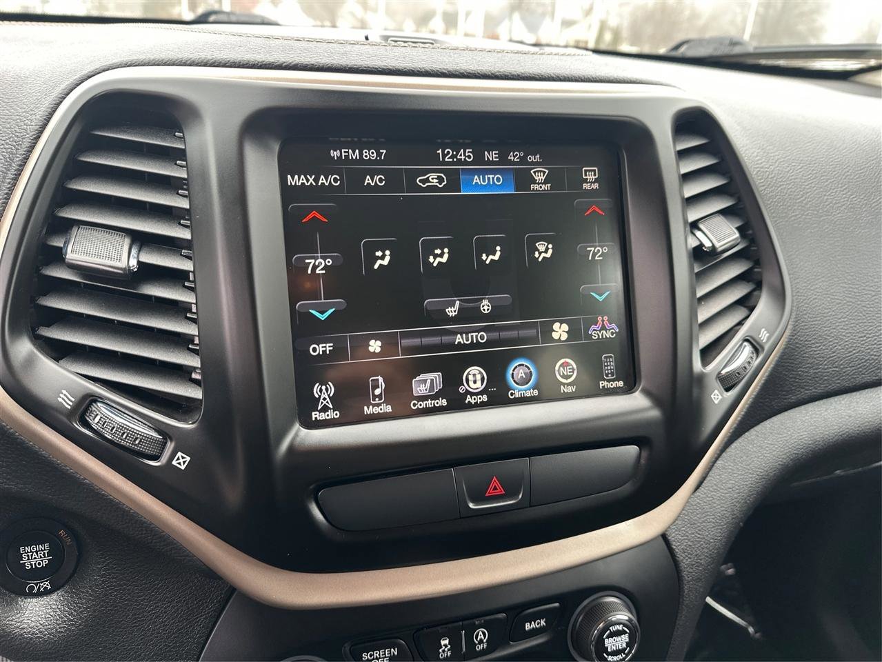 Used 2017 Jeep Cherokee High Altitude image 27