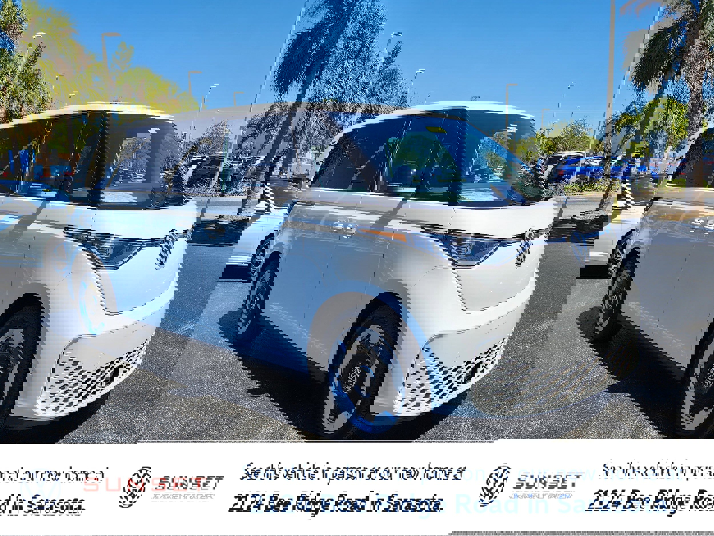 New 2025 Volkswagen ID. Buzz Pro S image 1